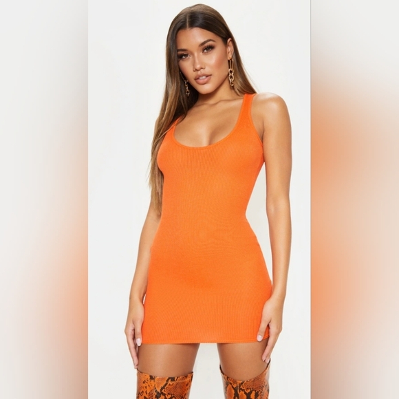 Size 10 PrettyLittleThing Vibrant Orange Ribbed Mini Dress - Picture 1 of 4
